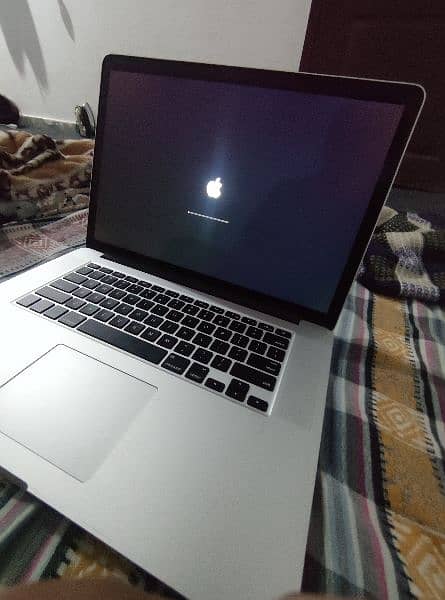 MacBook Pro 2015 just like brand new 03306254243