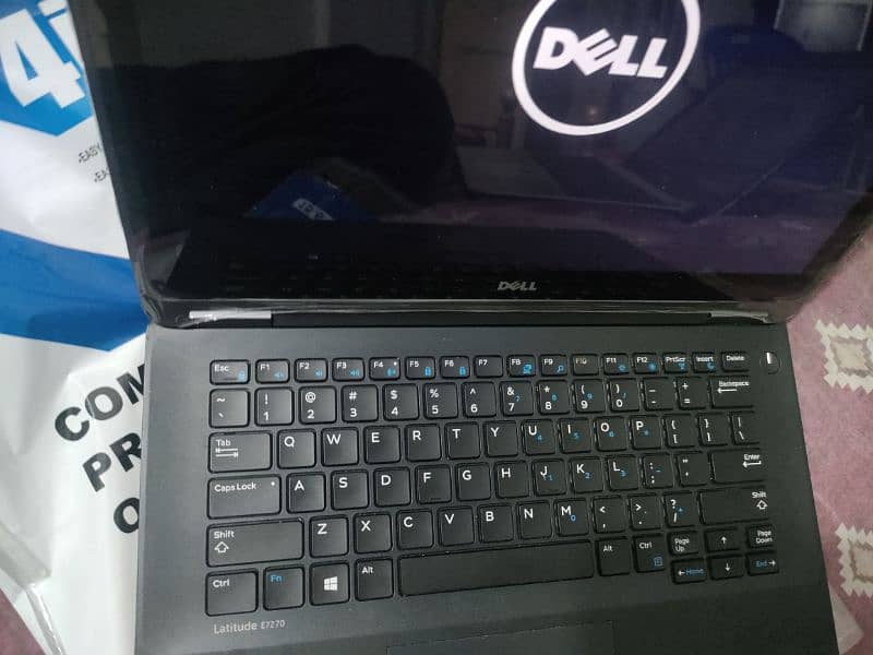 Mint / touch / 6th gen i5 dell touch laptope 7270