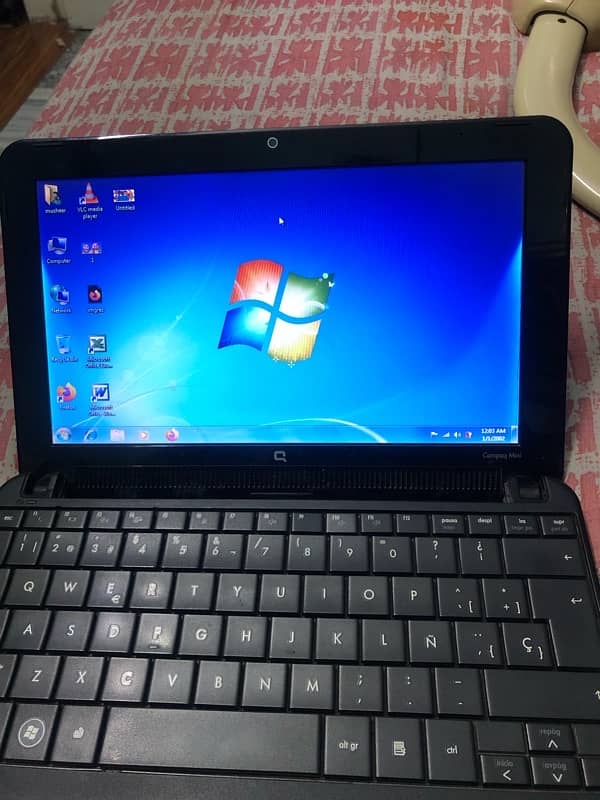hp compaq atom laptop