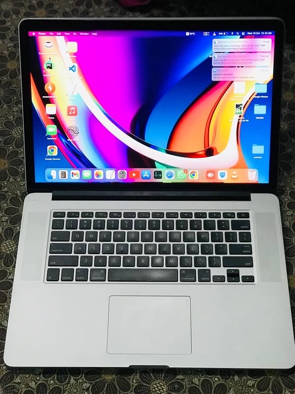 MACBOOK PRO 15inch 2013 i7 slim