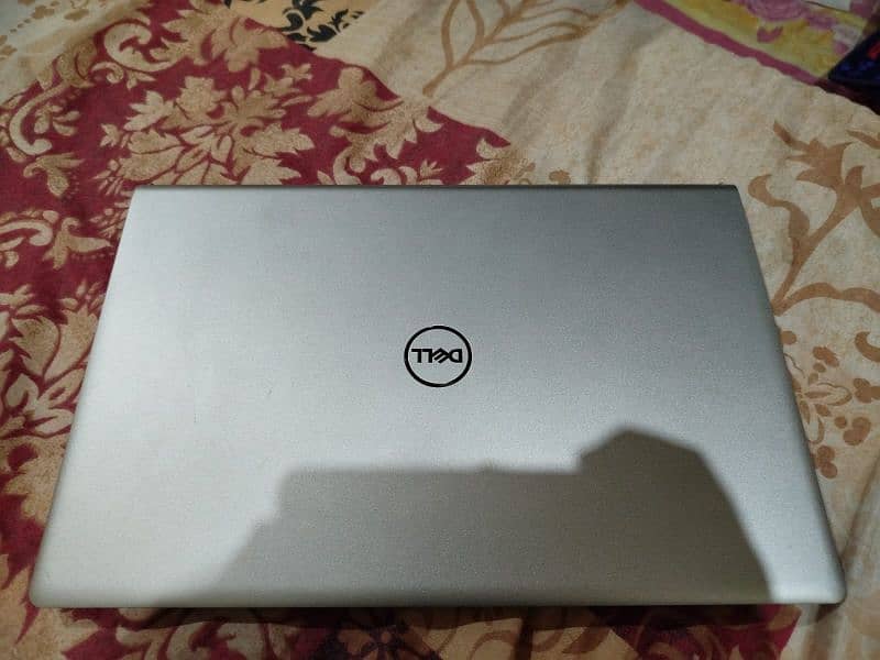 Dell Inspiron 3515 Ryzen 7 Vega 10 Graphics