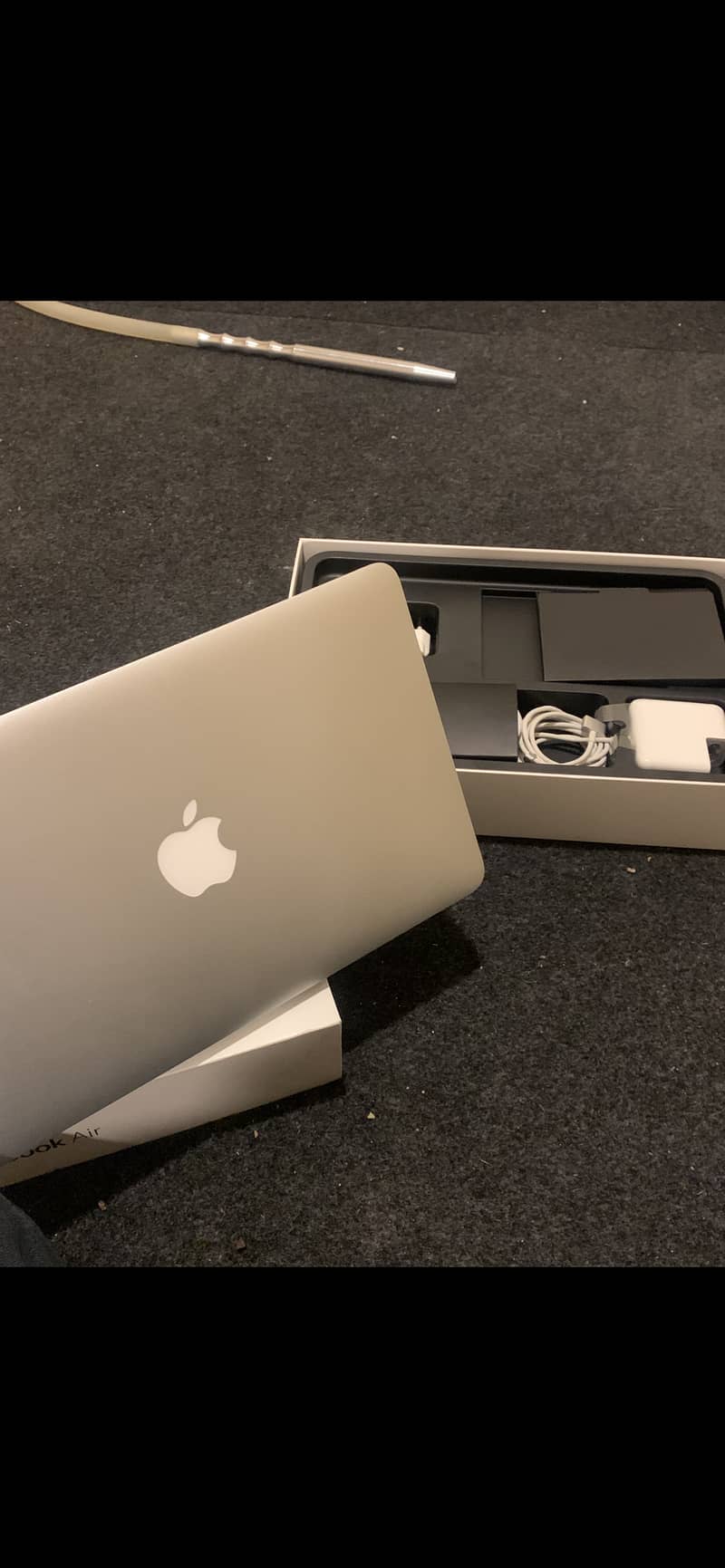 Macbook air 2013 mint condition best price