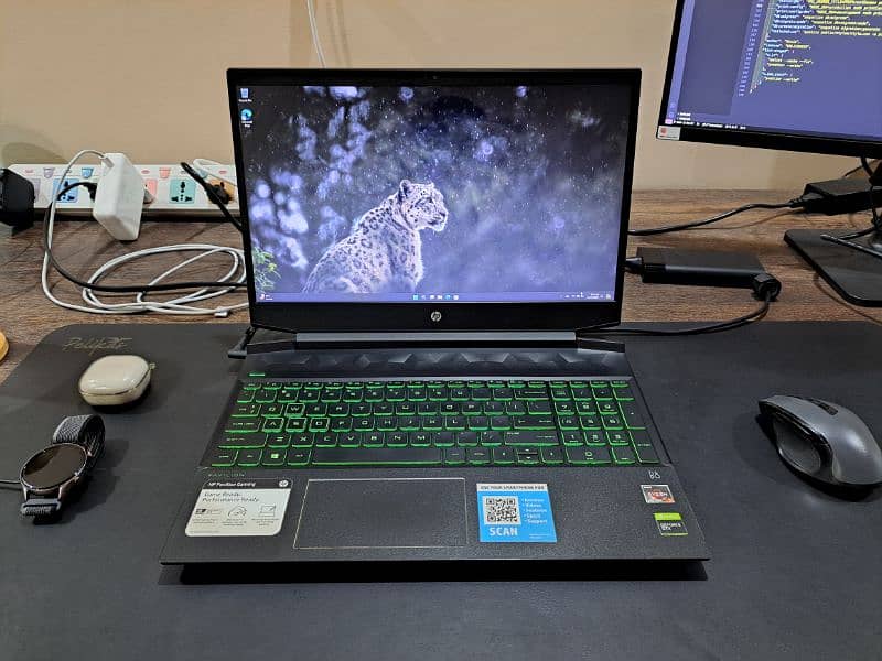 HP Pavilion Gaming 15 | GTX 1650 | AMD Ryzen 5 4600H | 16GB RAM