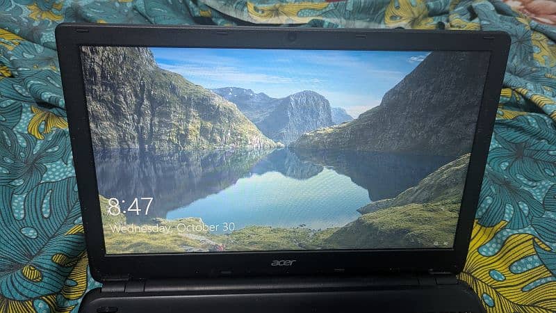 Acer laptop urgent Sale