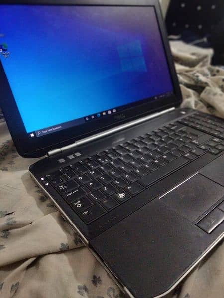 Dell Latitude E5520