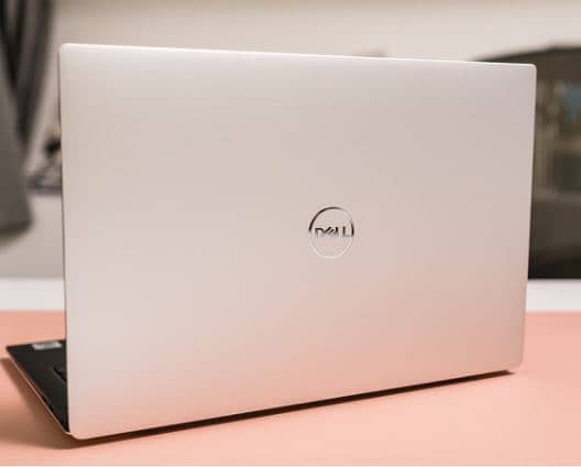 Dell XPS 13 7390 - 10th Gen Core I5 8GB RAM 256 SSD