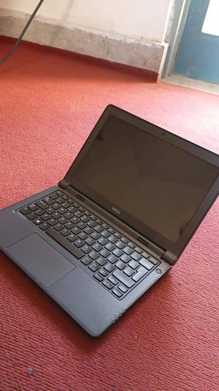 Dell laptop  Urgent sell