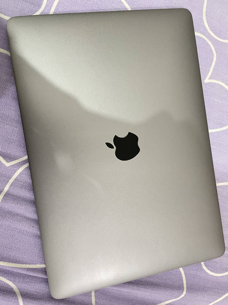 MacBook Air M1 8/256