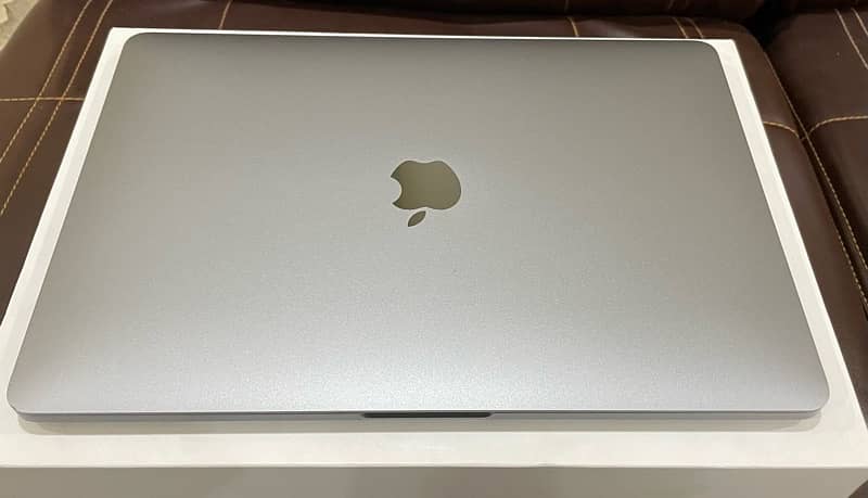 MacBook Pro  M1  2020  8Gb 256Gb
