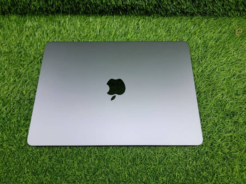 55 piece Apple MacBook Pro air