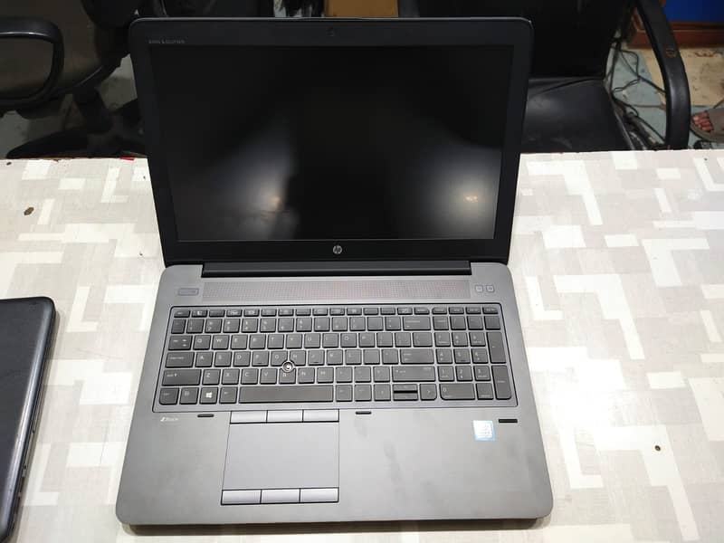HP Zbook 15 G4.16GB 256SSD
