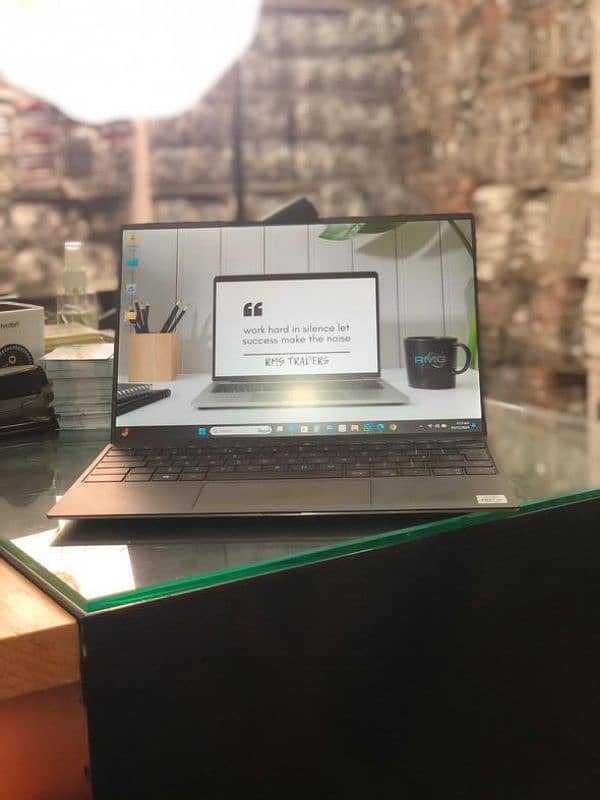 Dell xps 9300 i5.10th genration