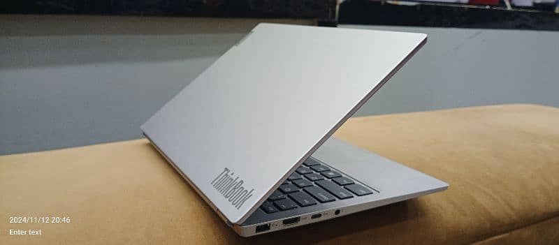 Lenovo Think book L13s