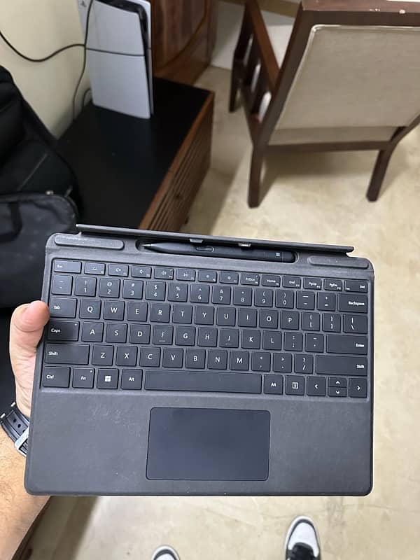 Microsoft Surface Pro 9 8/128 with Keyboard and Pen