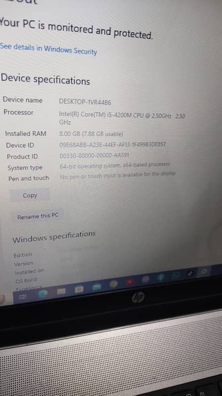 hp windows 10 pro 10/10 condition only whatsapp