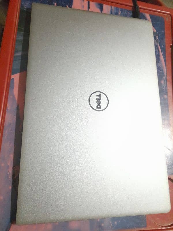 Dell XPS 13 i7 7th Gen 8GB RAM 256 SSD 10/10 conditions