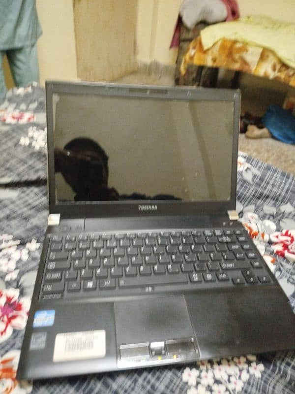 Toshiba core i5 3gen 8gb Ram full saf condition