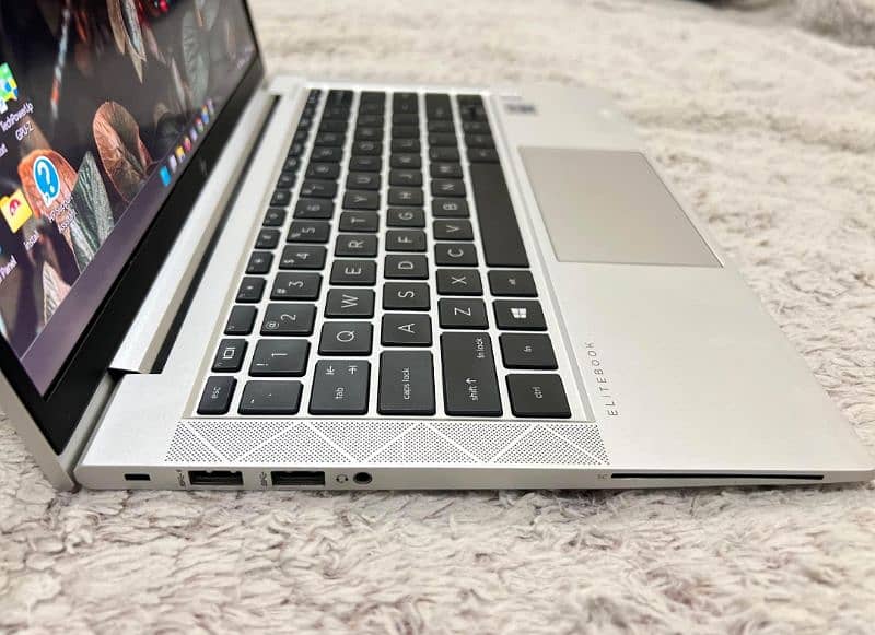HP Elite book I5 10gen (need money)