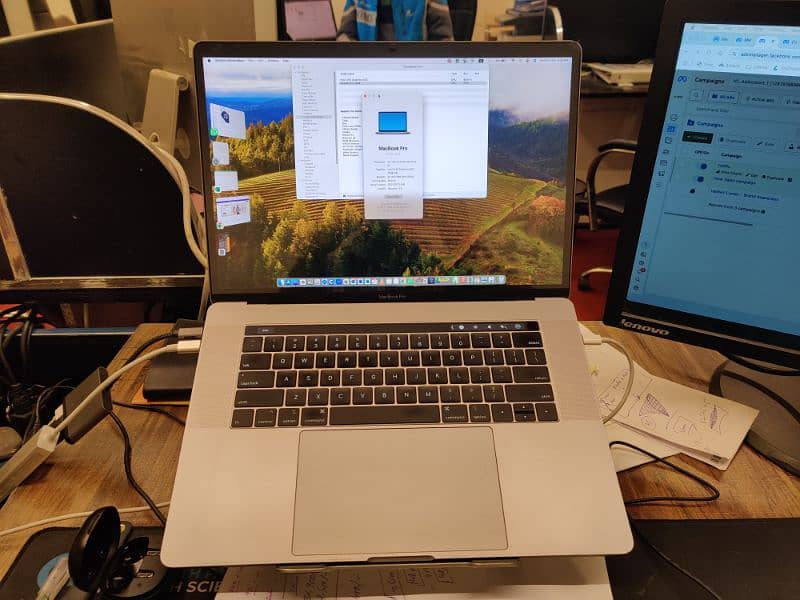MacBook Pro 2019 i9 32GB 512GB 4GB