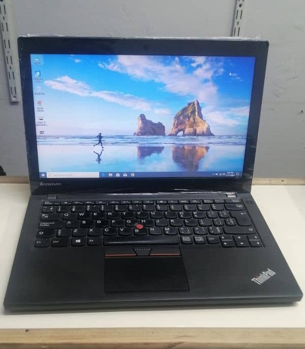 Lenovo Thinkpad X240 Core i5 4th Generation Laptop/For sale
