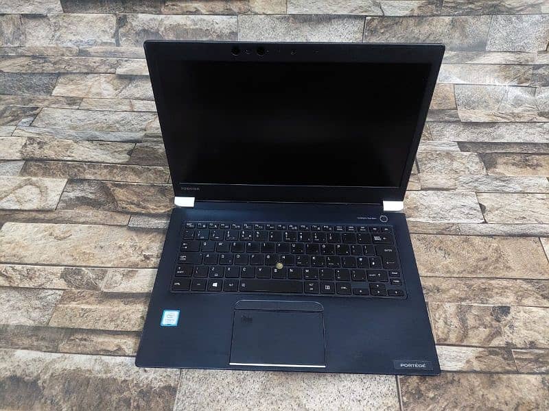 Toshiba Portege X30-D Intel Core i5-7600U @ 2.80 GHz / Laptop for sale