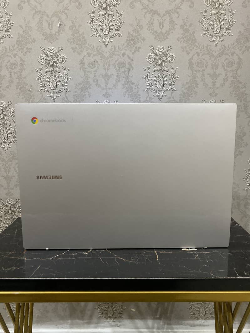 Samsung Chrome book