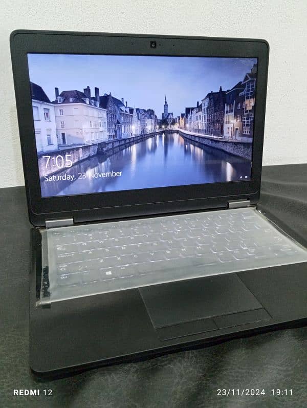 Dell E7270 10by09 Original Condition