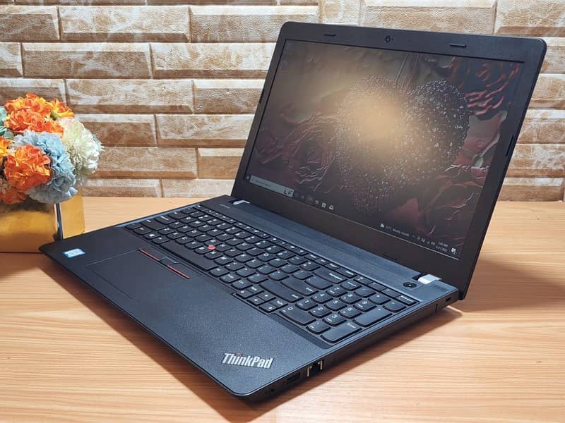 LENOVO E570
