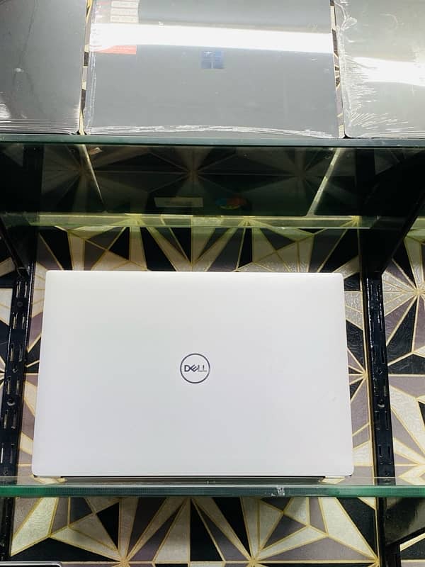 Dell Xps 9570 | i7-8th | 16/512 | 15 days Warranty