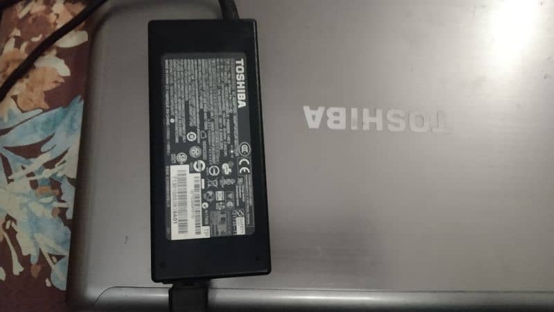Toshiba laptop i7