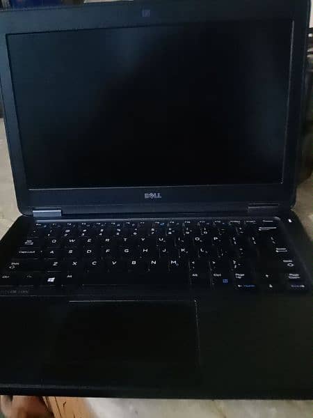 Dell Laptop 8gb 128gb i5 used for sale.