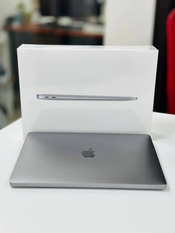 Mac Book Air M1 (2020 13inch)