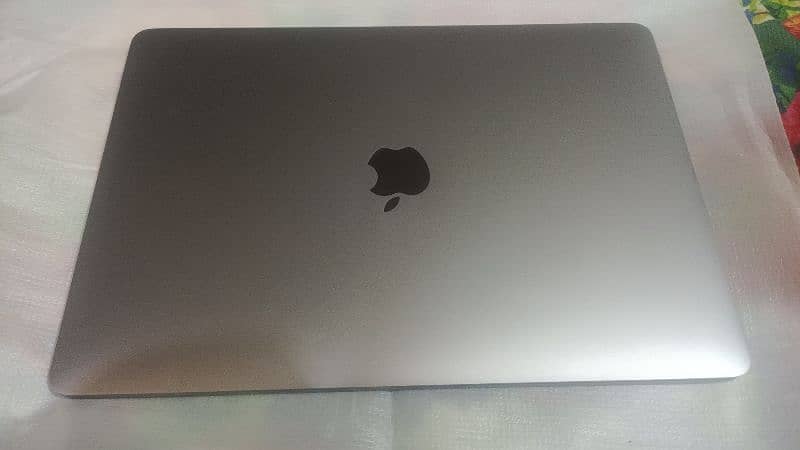2016 Mac book pro 512