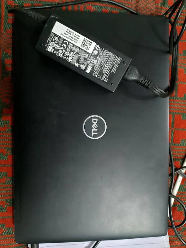 Latitude E7390