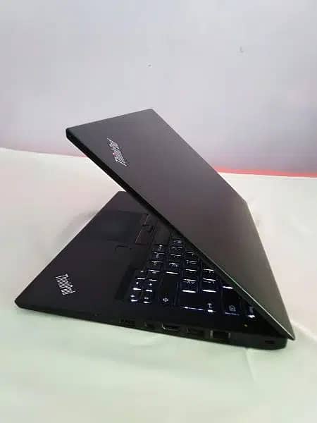 Lenovo T460s core i5 6th Generation Touch Screen 8 GB / 256 GB SSD