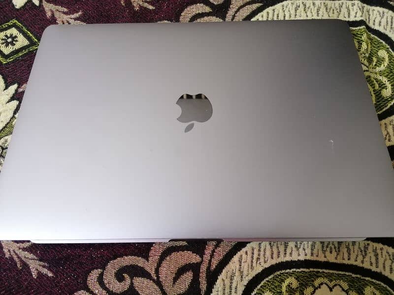 macbook pro 15.0