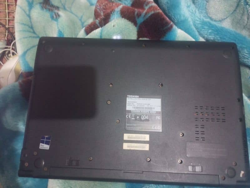 laptop for sale core i3 4genration