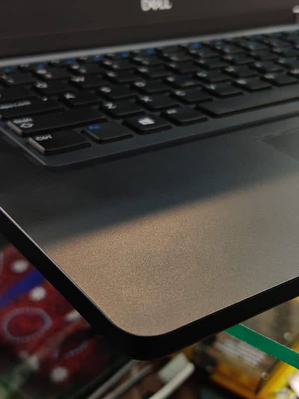 DELL Latitude 5490/ 03247955667