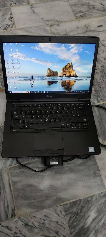 Dell Latitude 5480 Core-i5-6th Gen 8 GB RAM 256 GB SSD 14″ Display