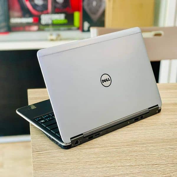 Dell E7440 Core i5 4th Generation (Ram 8GB + SSD 128GB) 14 Display HD
