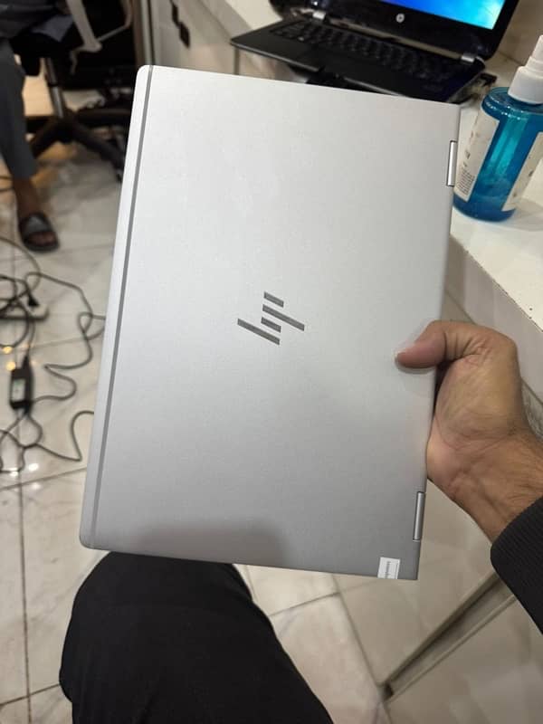 Hp laptop Elite book at very reasonable price 10/10 condition contact