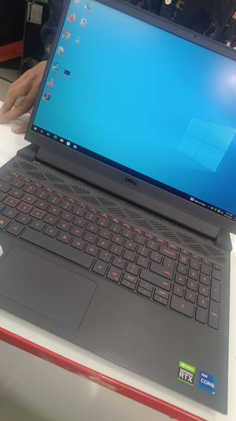 Dell G15 5511 Gaming Laptop