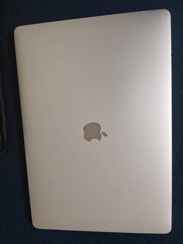 MACBOOK PRO 2017