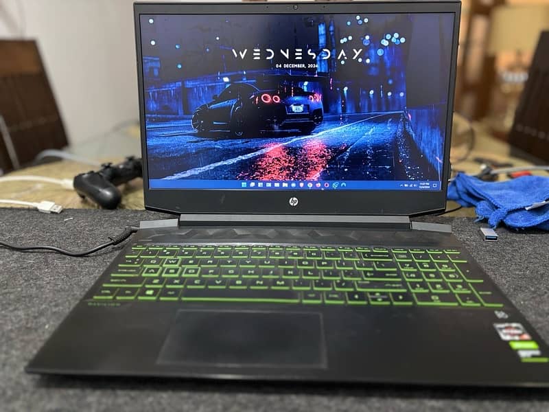 Laptop HP Pavilion 15 Gaming Ryzen 5 3550H / SSD 256 GB