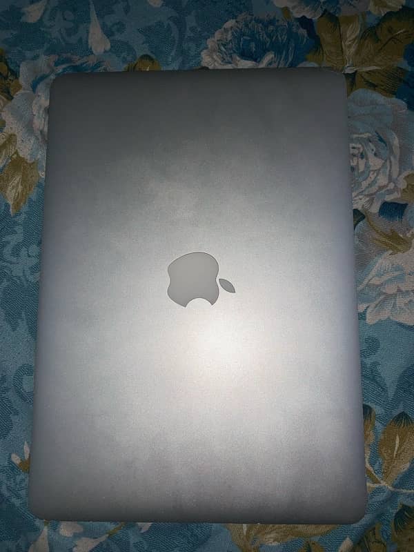 Macbook 14 mid PRO