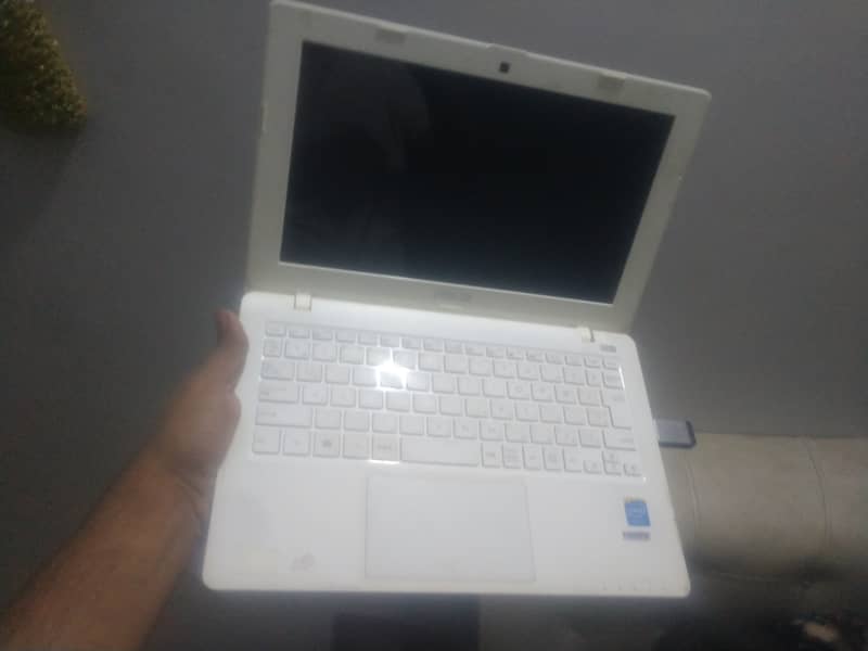 Asus laptop first time use
