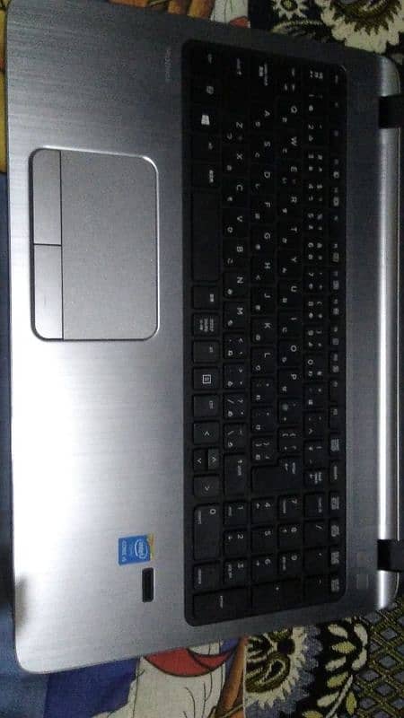 laptop HP company color black