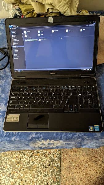 Dell E6540 (Core i5 4th Generation, SSD & Dual Graphics)
