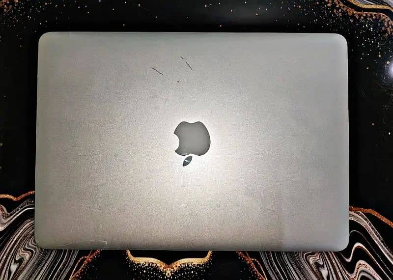 MacBook air 2017 model