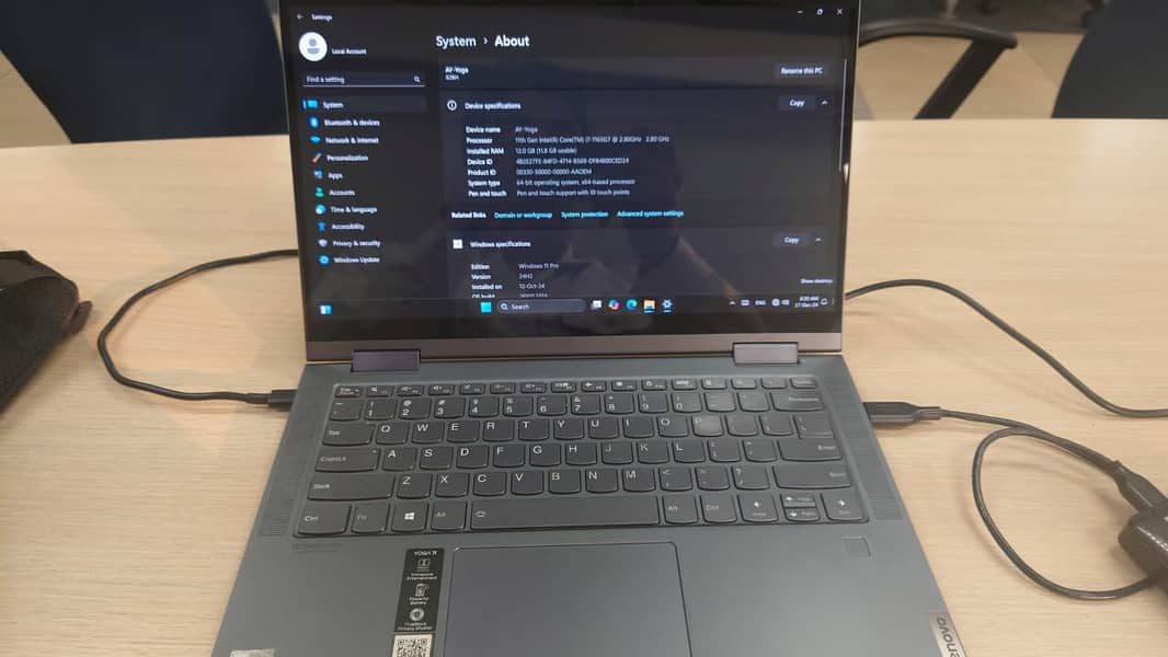 Lenovo yoga 7i 14itl i7 11gen 12gb 1TB 14inch box